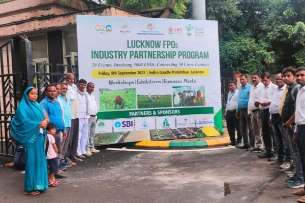 Basix Krishi promoted 7 FPOs under NAFED, SFAC and NCDC had participated in the “Lucknow FPOs Industry Partnership Program” on 8th September 2023 at Indira Gandhi Pratishthan, Lucknow, Uttar Pradesh.